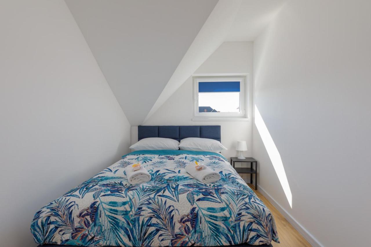 Seaside Escape By Renters Apartment *