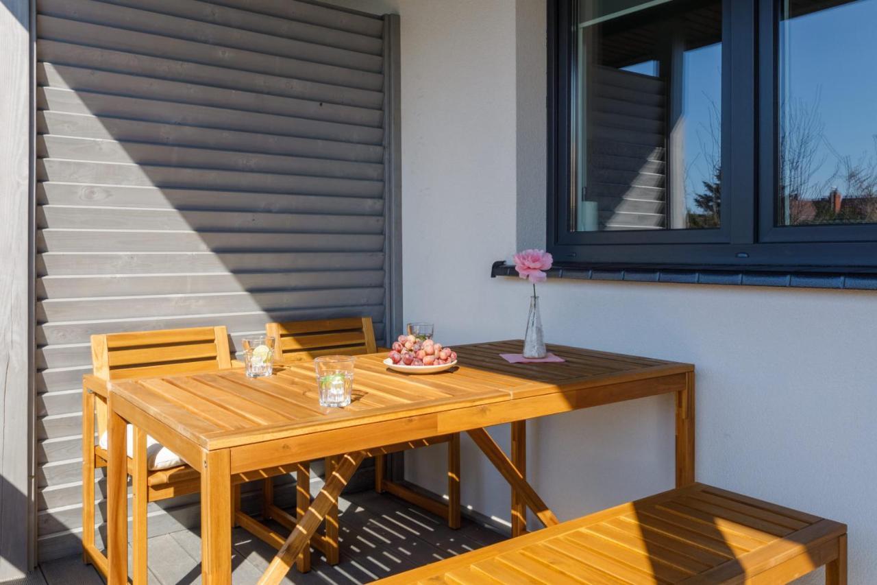 Seaside Escape By Renters Apartment *