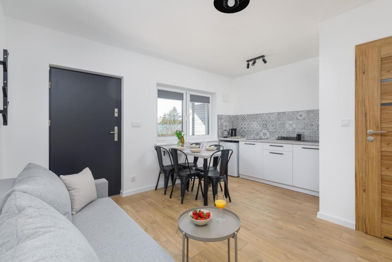 Apartment Seaside Escape By Renters Mielenko