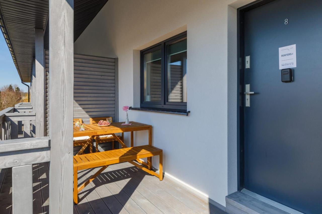Seaside Escape By Renters