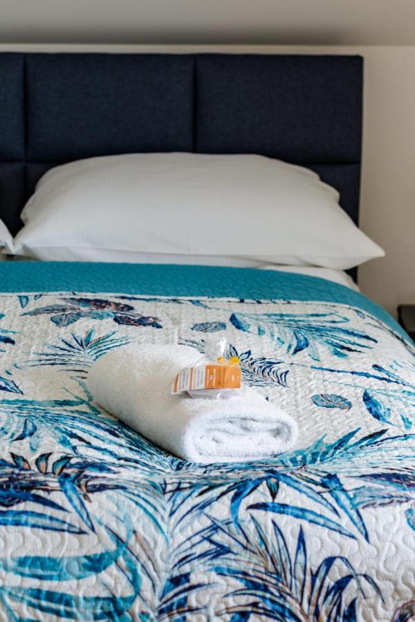 Seaside Escape By Renters Apartment
